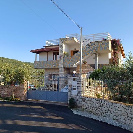 Pellumb Apartments Ksamil Exterior photo