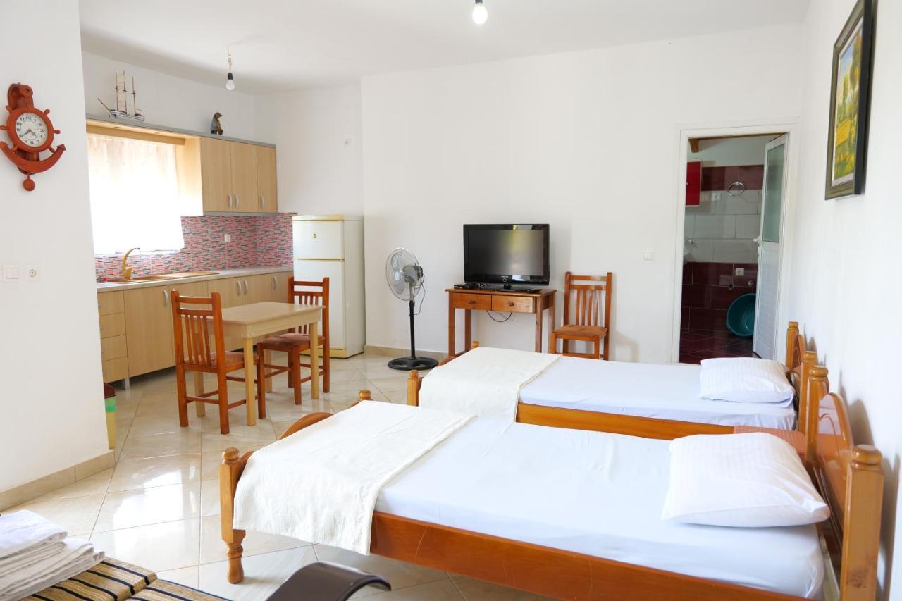 Pellumb Apartments Ksamil Exterior photo