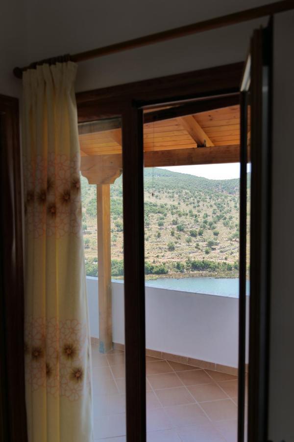 Pellumb Apartments Ksamil Exterior photo