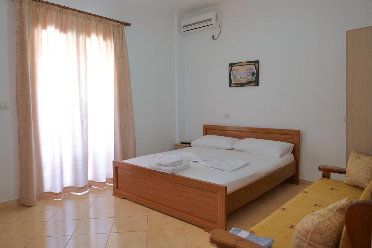 Pellumb Apartments Ksamil Exterior photo