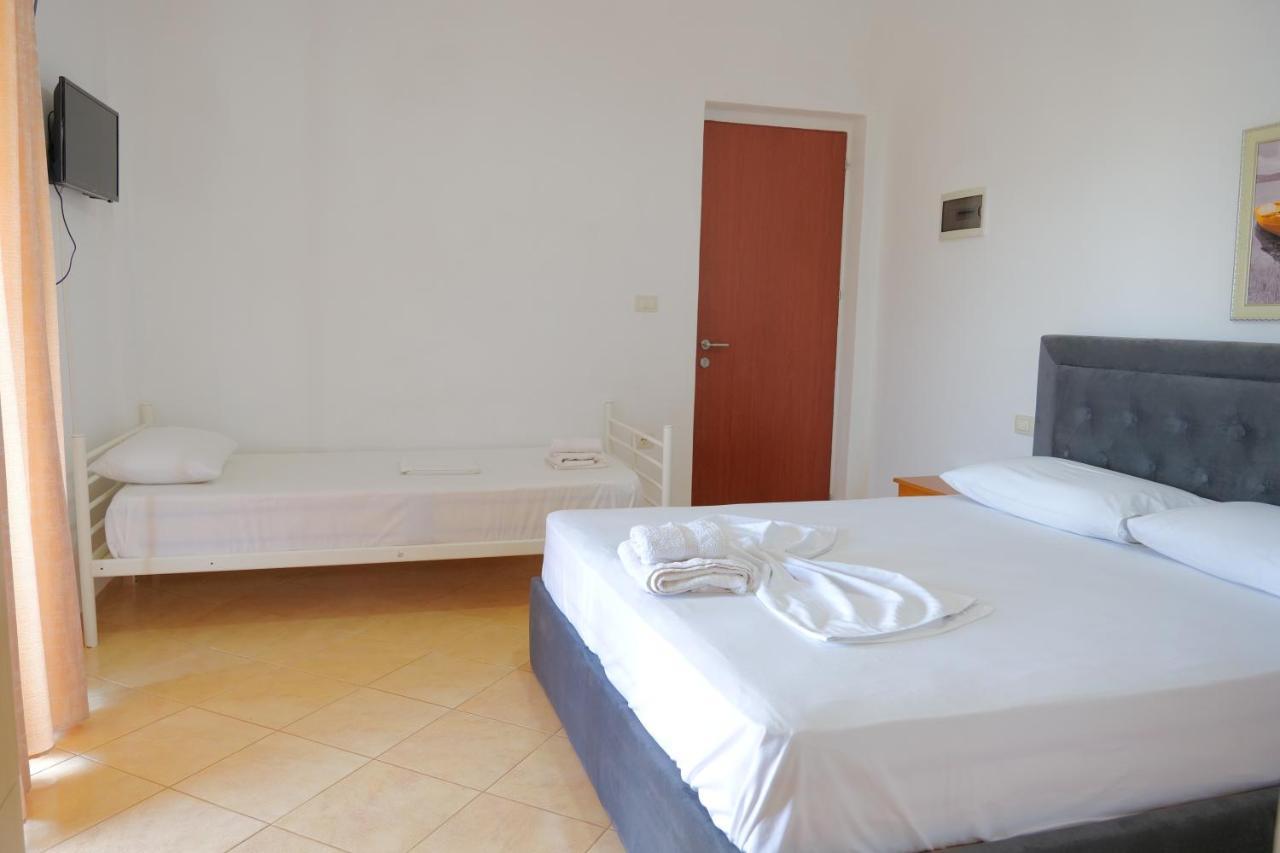 Pellumb Apartments Ksamil Exterior photo
